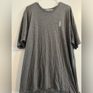 Travis Mathew t-shirt size 2XL